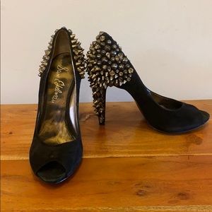 Sam Edelman peep toe spiked pump black/silver 8